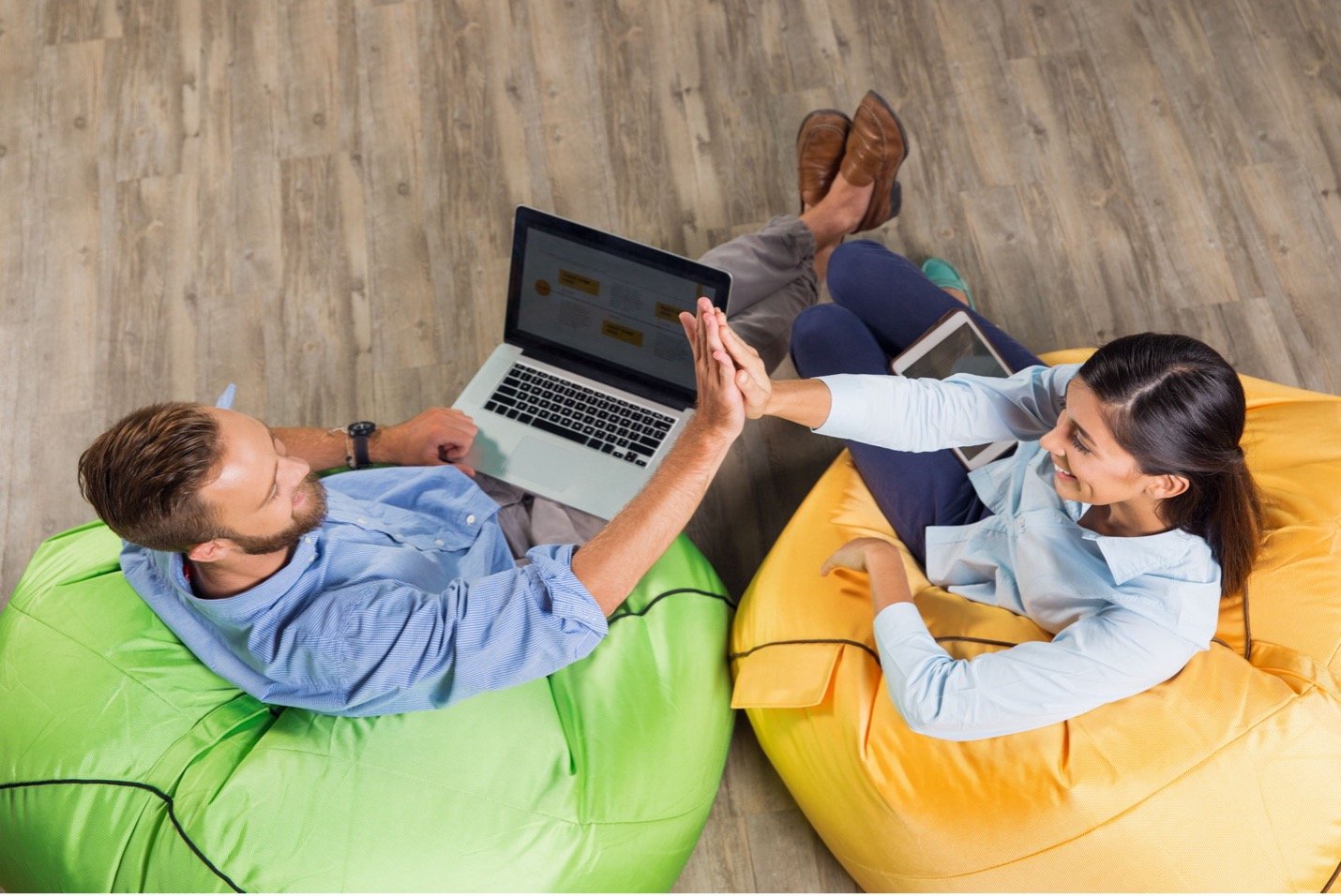 Professional interpersonal relationships therapy session in Toronto